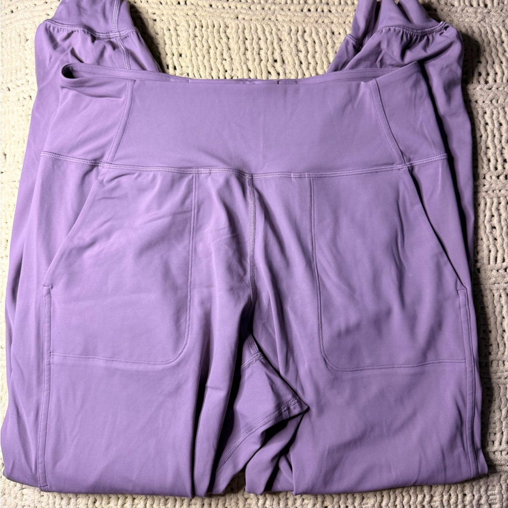 Lululemon Athletica Align Cool Vent Lavender joggers size 12💜💜💜